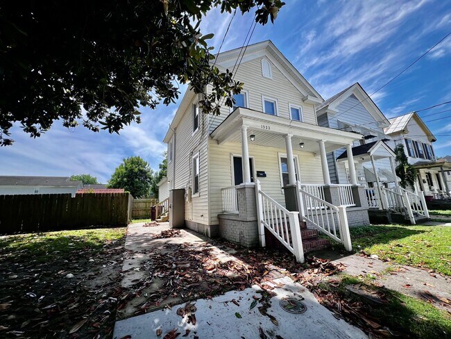 Building Photo - Newly renovated home in the Historic South Norfolk Neighborhood.