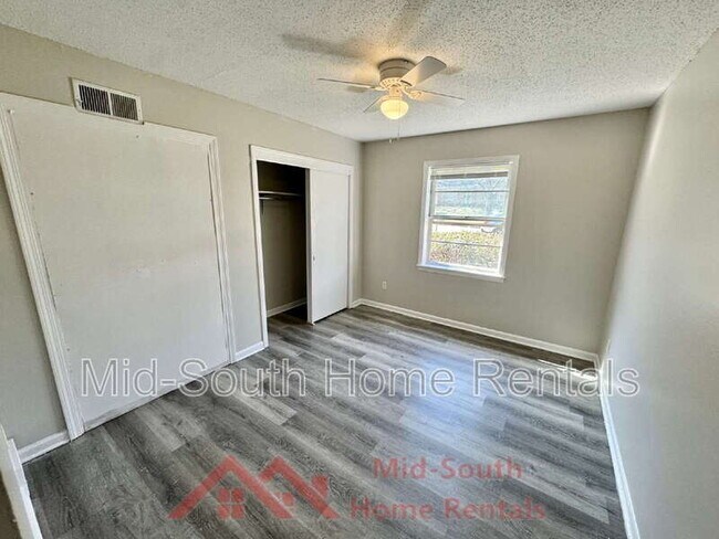 Building Photo - 4166 Hobson Rd