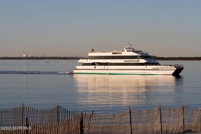 Building Photo - 200 Portland Rd