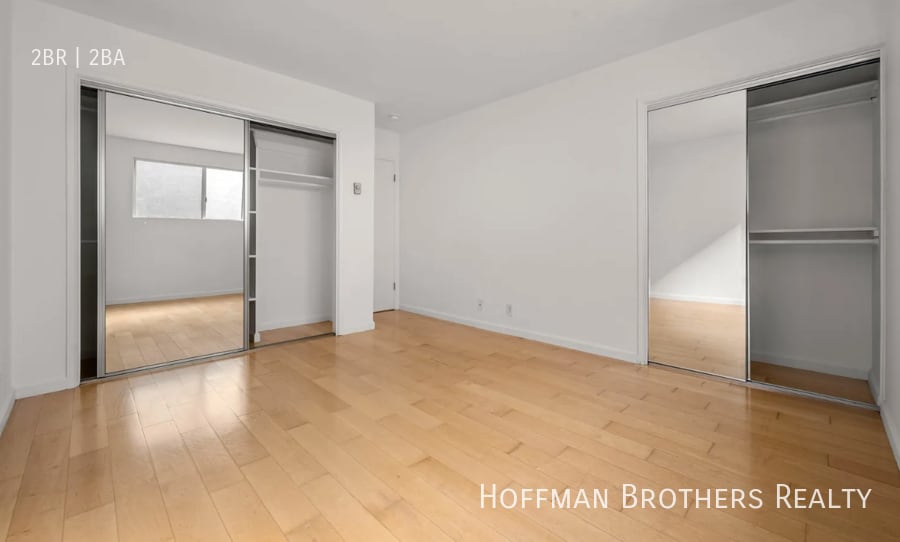 Building Photo - 1033 3rd St