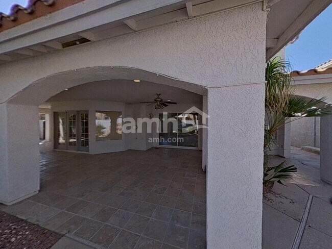 Building Photo - 2696 Pala Dura Dr