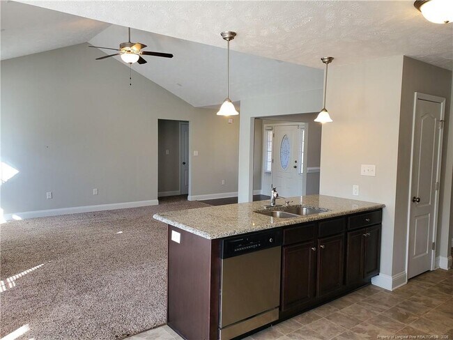 Building Photo - 3126 Thrower Rd