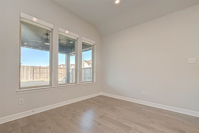 Building Photo - 11943 Bazley Knoll Dr