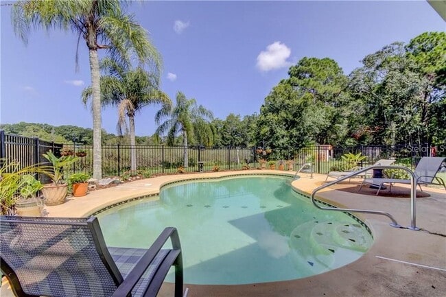 Building Photo - 9030 Bullrush Ct