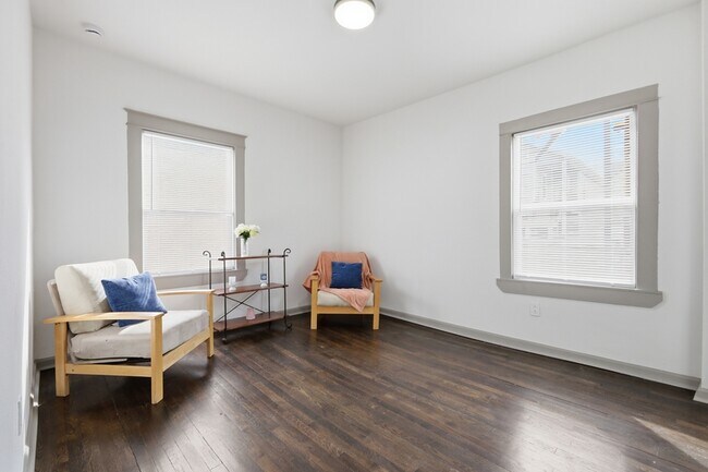 Building Photo - 1311 E 29th St