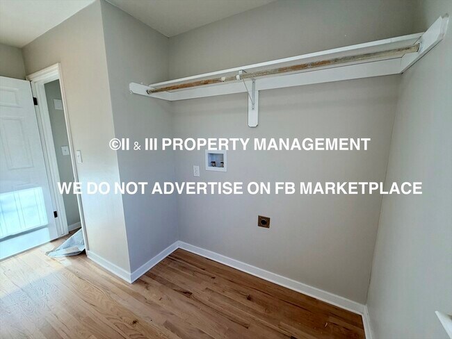 Building Photo - 9209 Hayes Dr