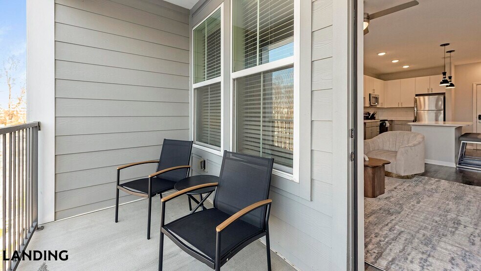 Building Photo - 5340 Periwinkle Hl Ave