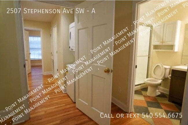 Building Photo - 2507 Stephenson Ave SW