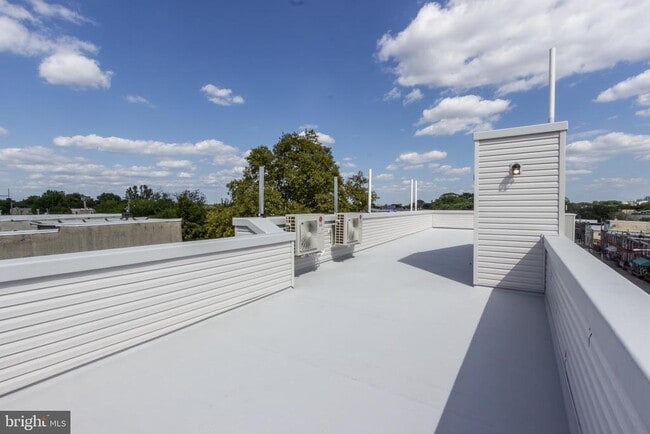 Building Photo - 2207 N 4th St