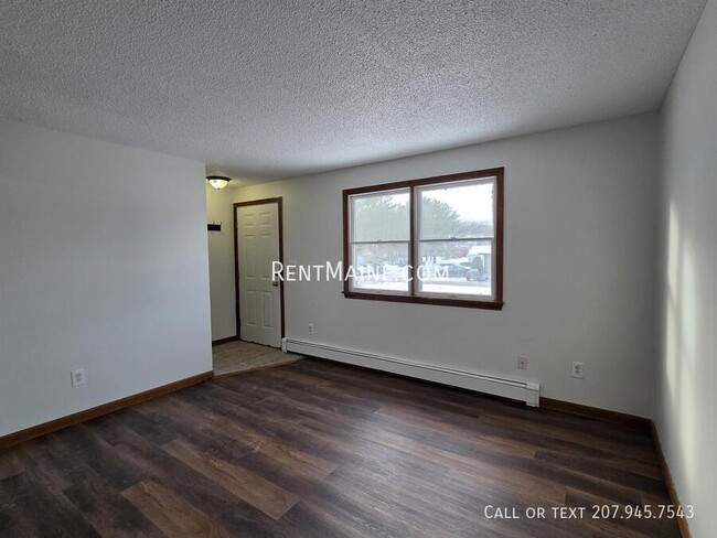 Building Photo - 2 Hartley St