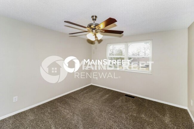 Building Photo - 3 Bedroom Pet-Friendly Home in Memphis, TN with Main Street Renewal