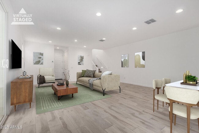 Building Photo - 3351 S Lily