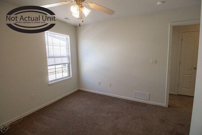 Building Photo - 1500 Bodie Dr