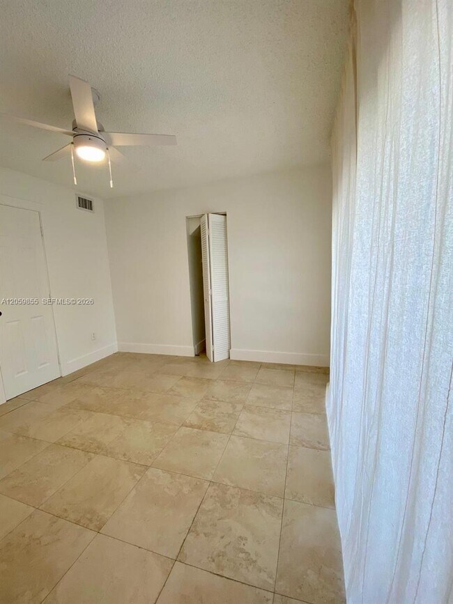 Building Photo - 6544 SW 114th Pl