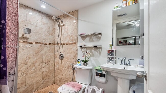 Building Photo - 8390 NW 103rd St