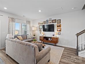 Building Photo - 4170 County Down Ave