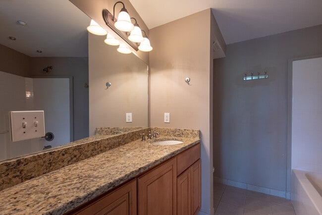 Building Photo - 2 Story Luxury Loft