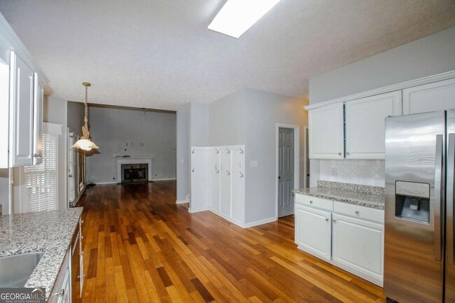 Building Photo - 435 Chandler Ct