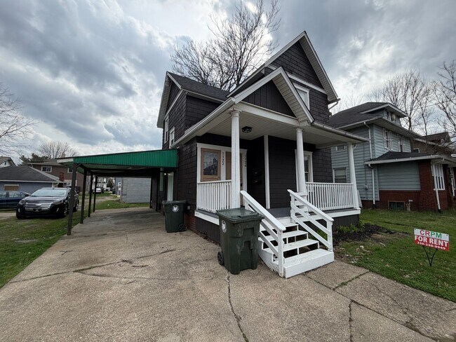 Building Photo - 1122-1124 Hoover Pl NW Canton Oh 44703   .UA .T1