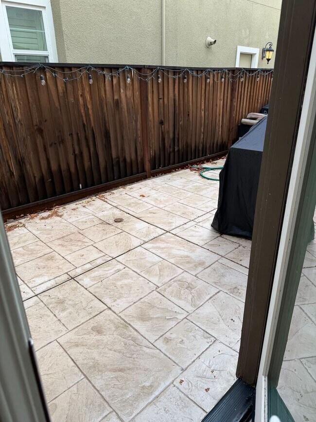 Building Photo - Beautiful 4-Bedroom Home for Lease in San Ramon’s Desirable 94582