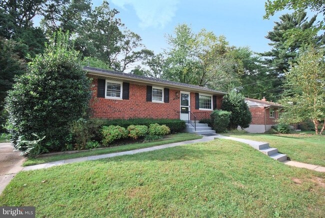 Building Photo - 10720 Tenbrook Dr