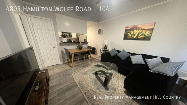 Building Photo - 4803 Hamilton Wolfe