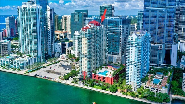 Building Photo - 1155 Brickell Bay Dr
