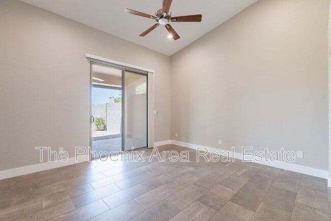 Building Photo - 25818 S Hollygreen Dr