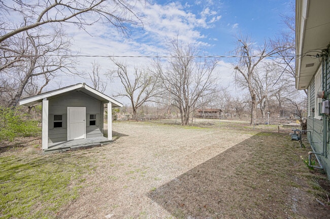 Building Photo - 727 NW 97th St