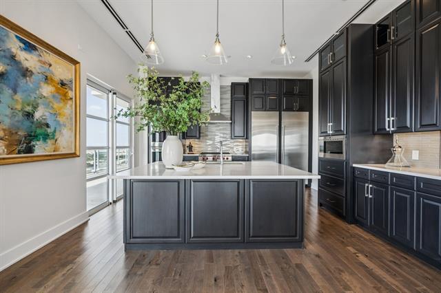 Building Photo - 2800 Lakeside Pkwy