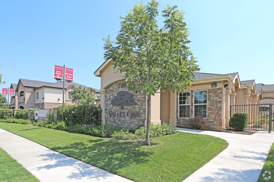 Primary Photo - Valley Oak Apartments