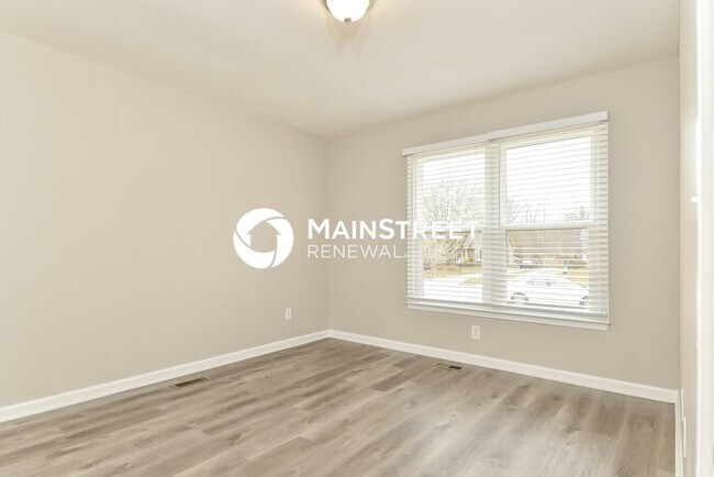 Building Photo - 3 Bedroom Pet-Friendly Home in GREENSBORO,...