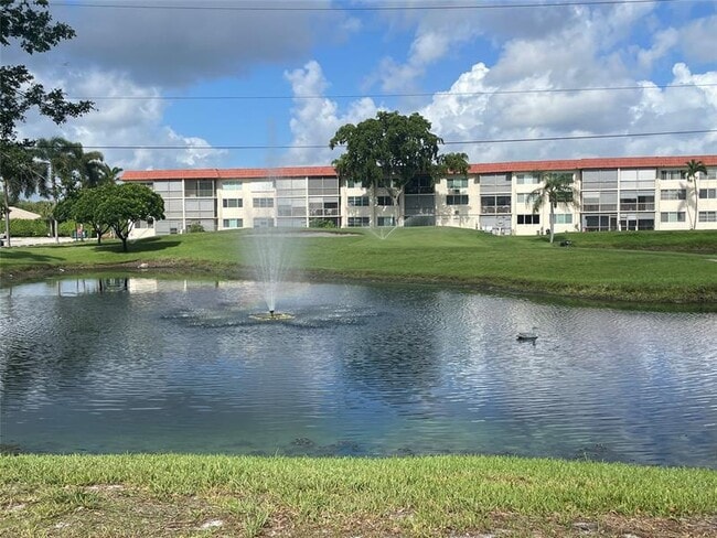 Primary Photo - 8962 S Hollybrook Blvd