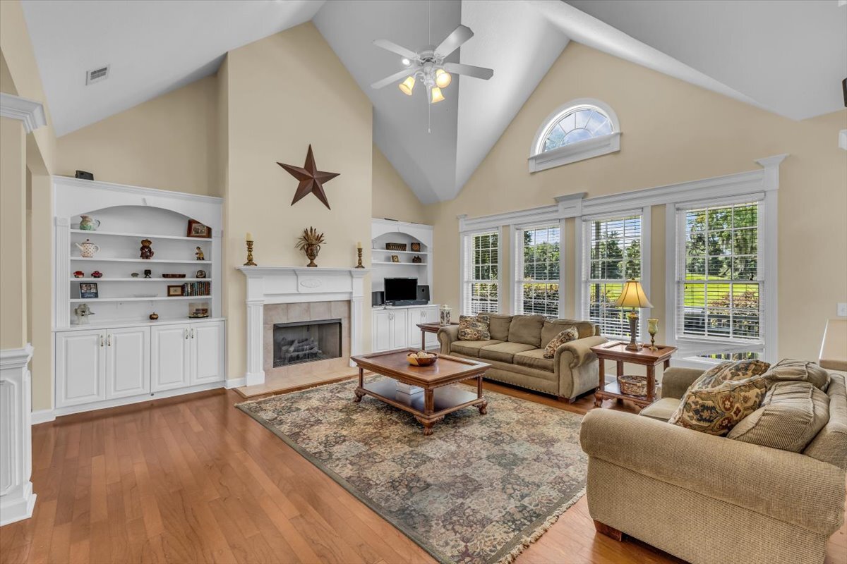 Building Photo - 109 Southernwood Pl