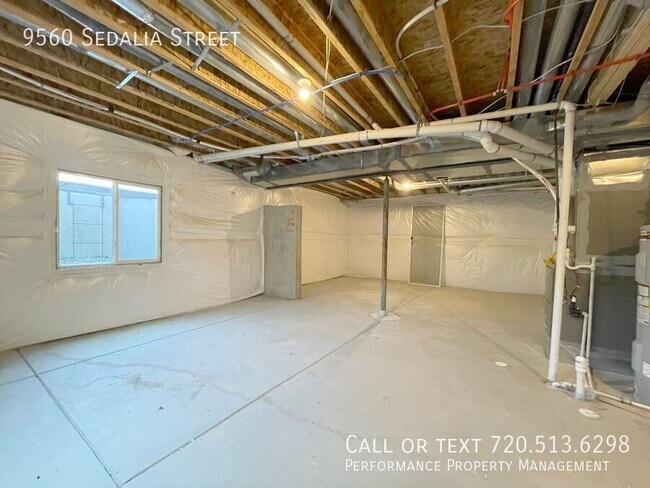 Building Photo - 9560 Sedalia St