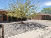 Building Photo - 3 Bedroom, 2 Bath with large fenced in bac...