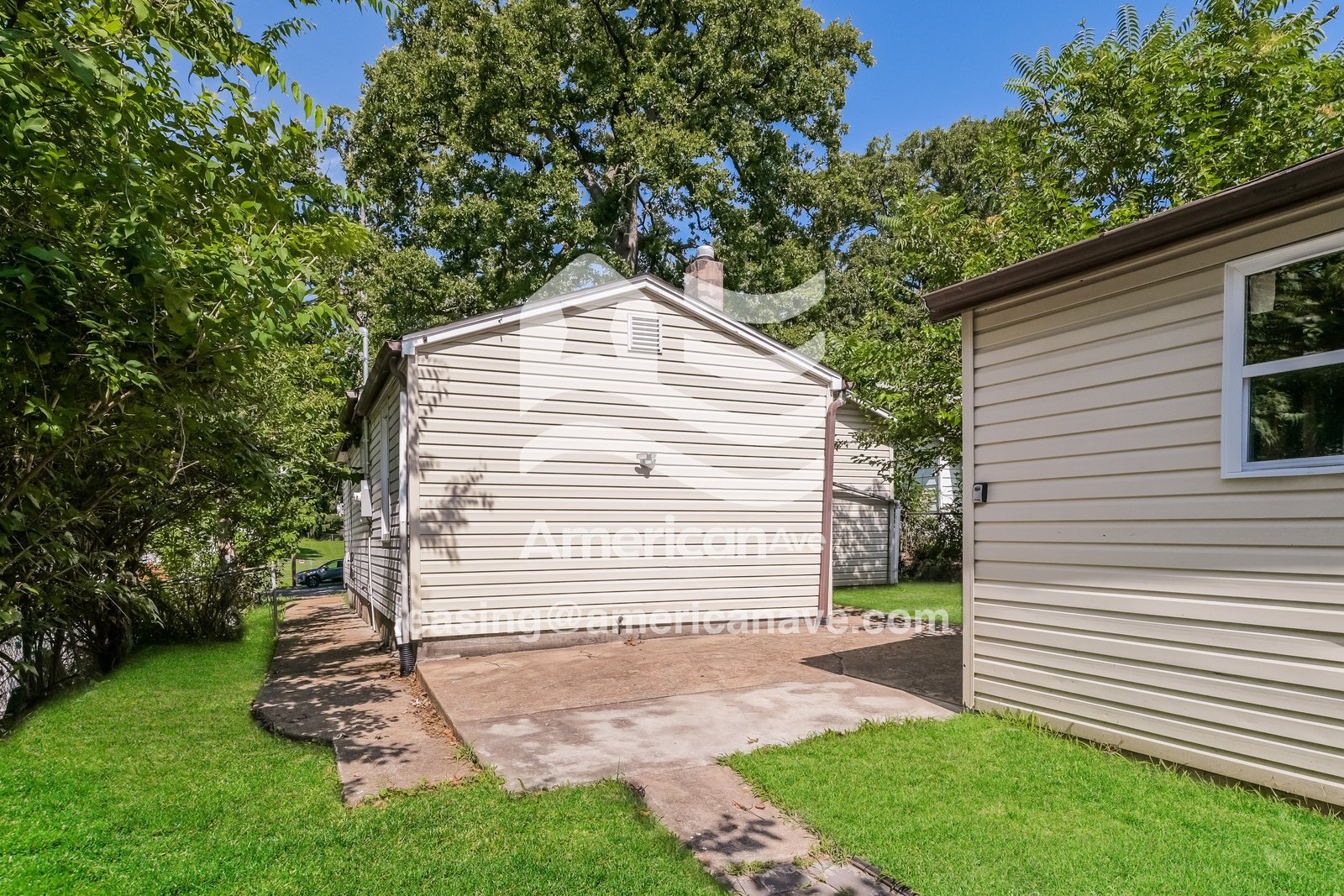 Building Photo - 2220 Gaebler Ave