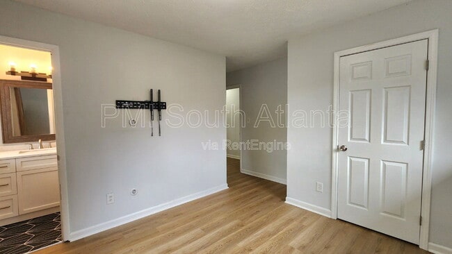 Building Photo - 67 Heron Dr