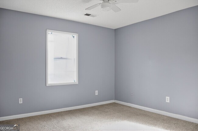 Building Photo - 1961 Karen Cir