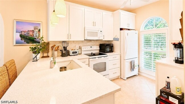 Building Photo - 8274 Twelve Oaks Cir