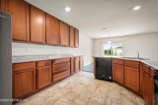 Building Photo - 120 Yellowfin Dr