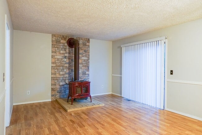 Building Photo - 12183 N Amethyst Dr