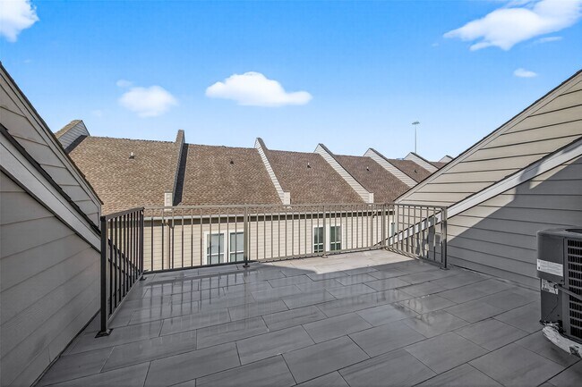 Building Photo - 2020 McGowen St