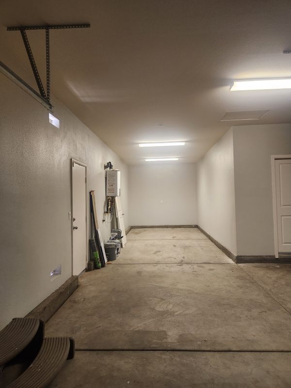 Building Photo - 7145 Almandine Wy