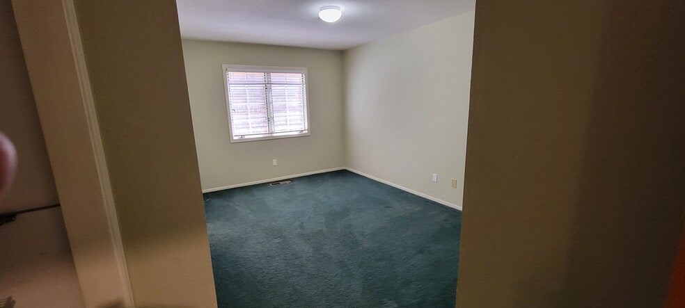 Building Photo - 2801 Cherry St