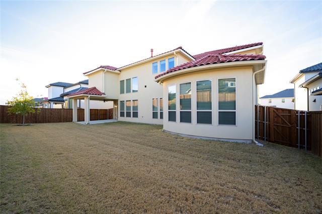 Building Photo - 10904 Hollydale Ln