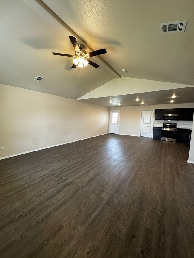 Building Photo - New construction!!! Beacon Pointe 3/2/2