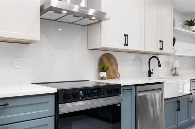 Building Photo - 6005 Daven Oaks Dr