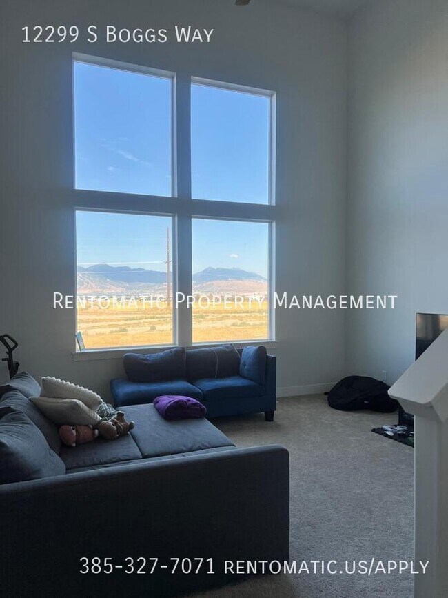 Building Photo - 12299 Boggs Wy