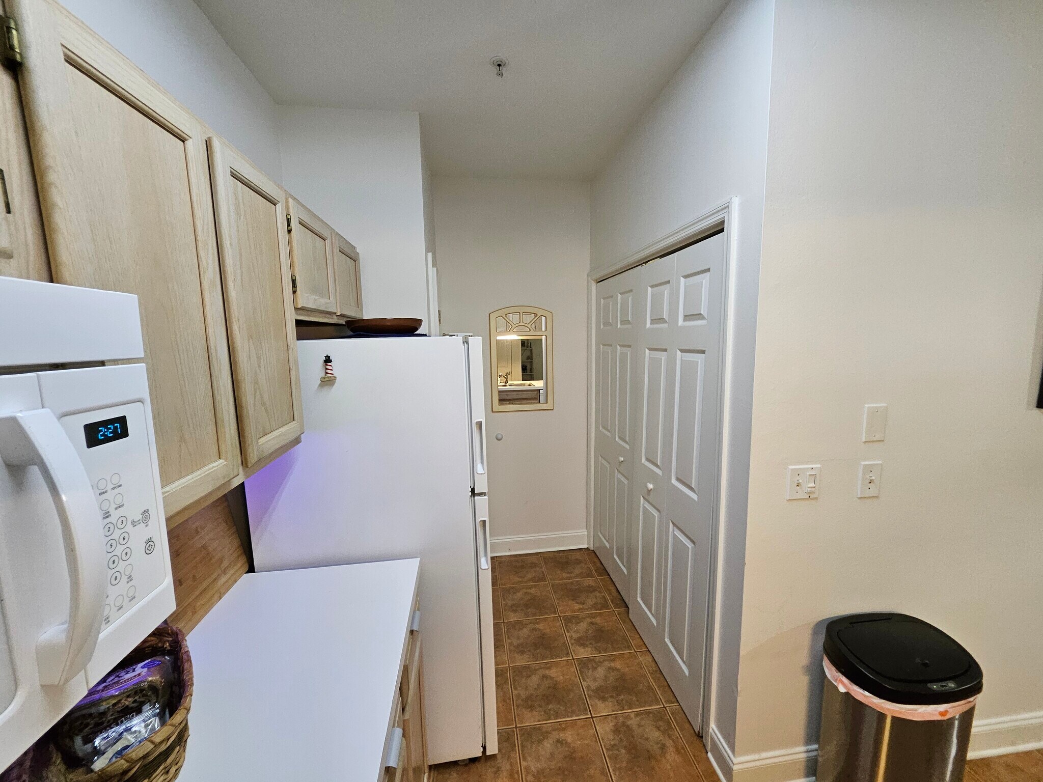 Laundry room and closet - 140 Veracruz Dr